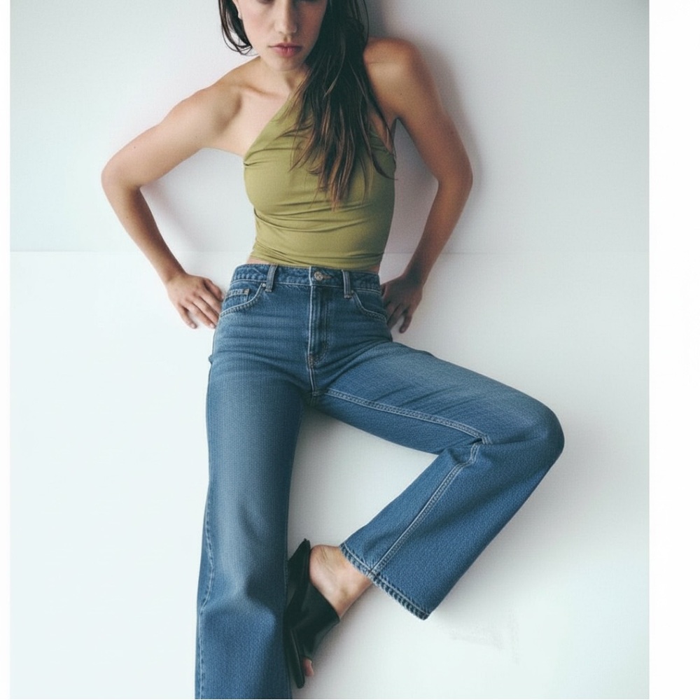 H&M BLEECKER HIGH RISE WIDE LEG JEANS - Picture 4 of 9